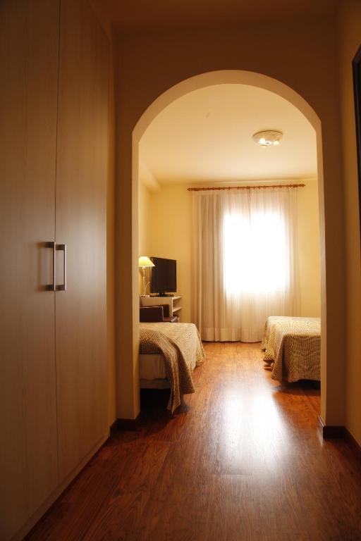 Hotel Canet Castello  D'Empuries Rum bild