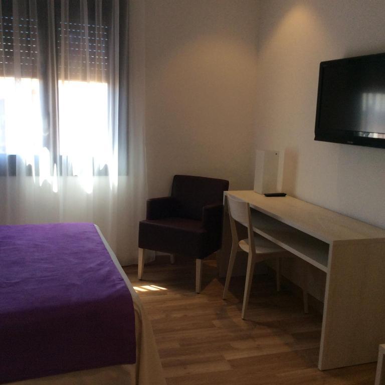 Hotel Canet Castello  D'Empuries Rum bild