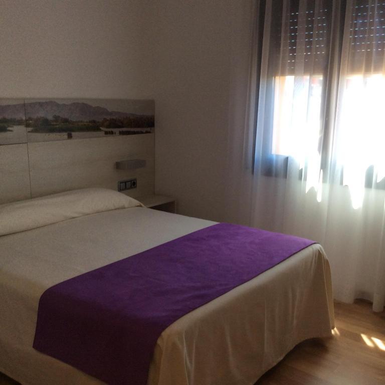 Hotel Canet Castello  D'Empuries Rum bild