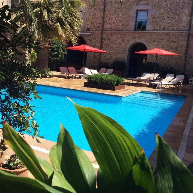 Hotel Canet Castello  D'Empuries Exteriör bild